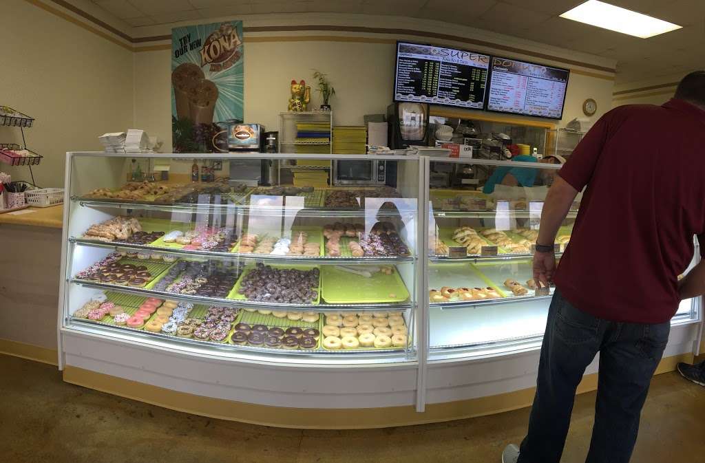 Super Donuts | 3929 Cibolo Valley Dr #210, Cibolo, TX 78108, USA | Phone: (210) 659-7883