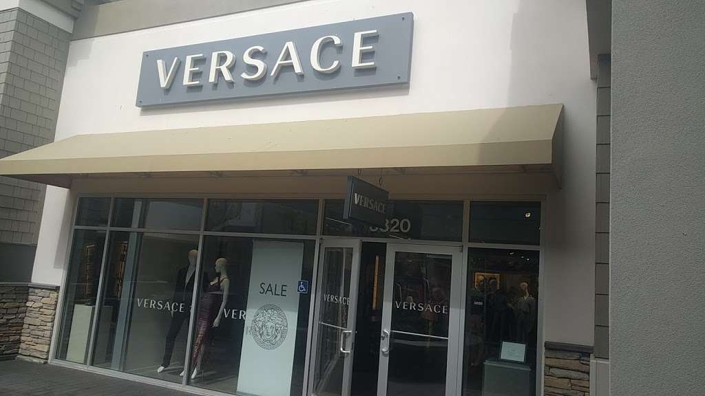 Versace Outlet | San Francisco, Premium Outlets, 2774 Livermore Outlets Dr, Livermore, CA 94551, USA | Phone: (925) 344-8511