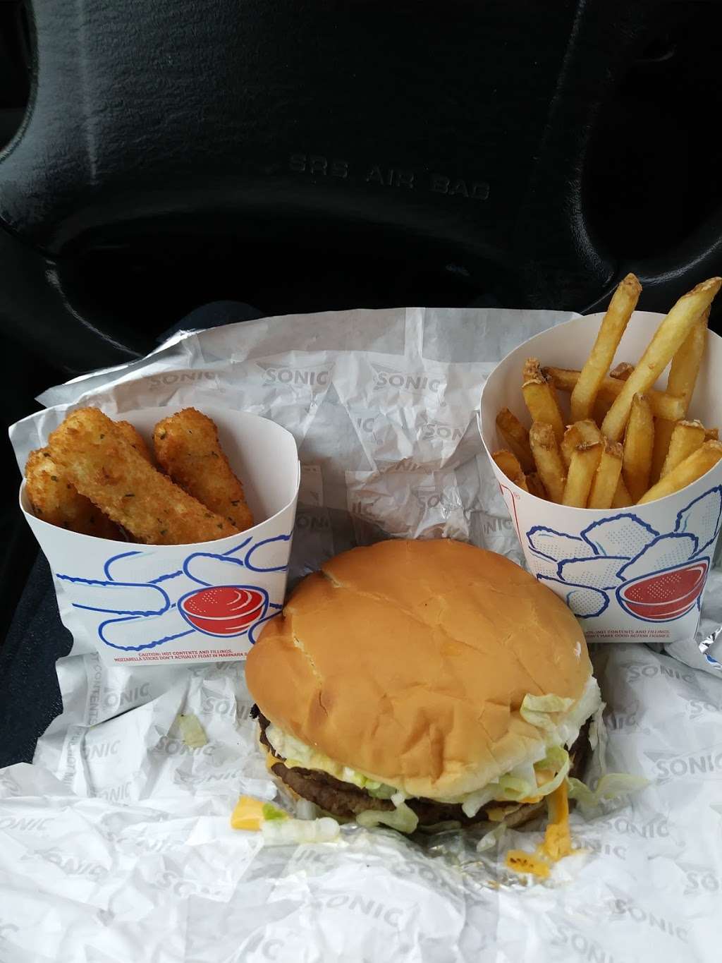 Sonic Drive-In | 2922 S Cicero Ave, Cicero, IL 60804, USA | Phone: (708) 780-3591