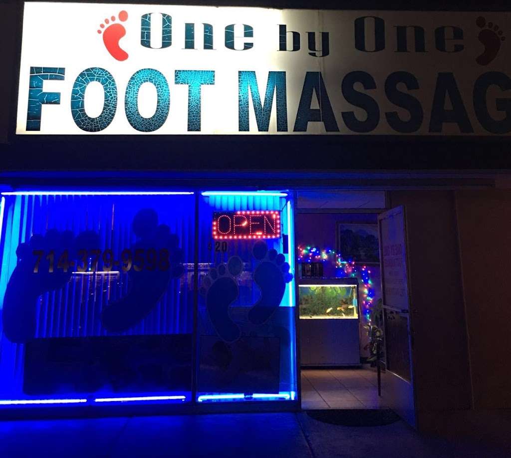 One By One Foot Massage | 3308, 8445 Westminster Blvd, Westminster, CA 92683, USA | Phone: (714) 379-9598