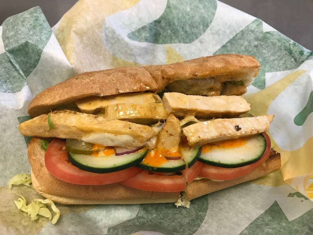 Subway Restaurants | 704 S Wolfe Rd, Sunnyvale, CA 94086, USA | Phone: (408) 749-0456