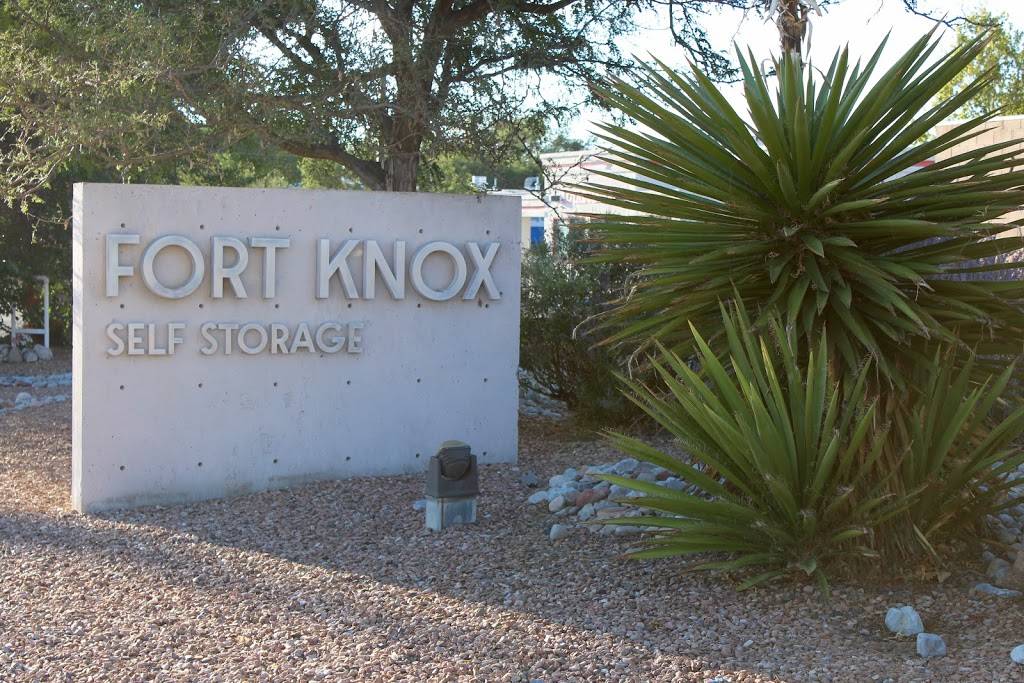 Fort Knox Self Storage | 6650 Edith Blvd NE, Albuquerque, NM 87113, USA | Phone: (505) 344-4114