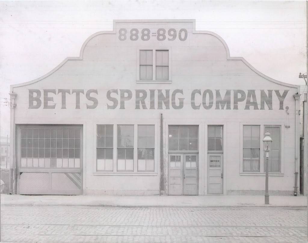 Betts Truck Parts & Service | 2867 S Maple Ave, Fresno, CA 93725, USA | Phone: (559) 498-8624