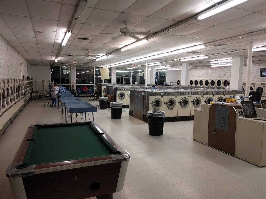 Big Coin Laundry | 1418 Castle Dr, Garland, TX 75040, USA | Phone: (972) 487-5743