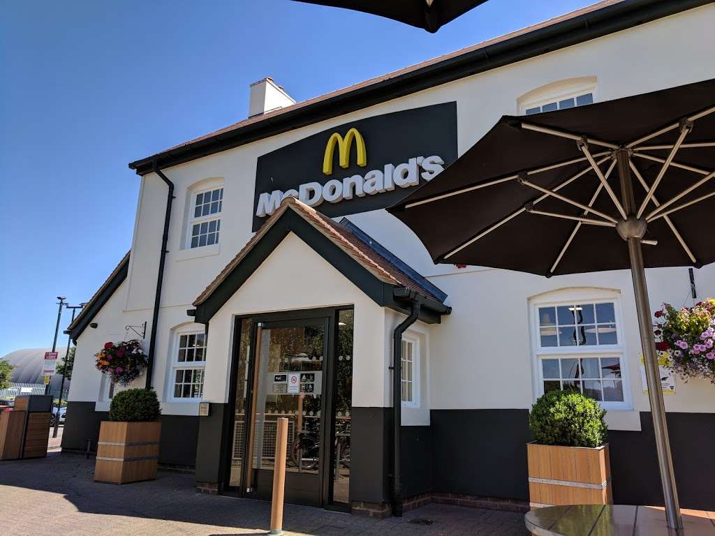 McDonalds | London Rd, Hastingwood, Harlow CM17 9LH, UK | Phone: 01279 454367