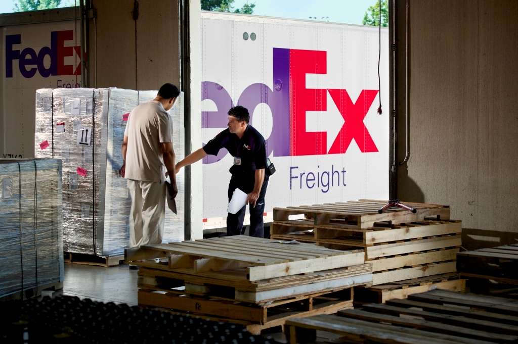 FedEx Freight | 25 Demarest Dr, Wayne, NJ 07470, USA | Phone: (866) 618-7682