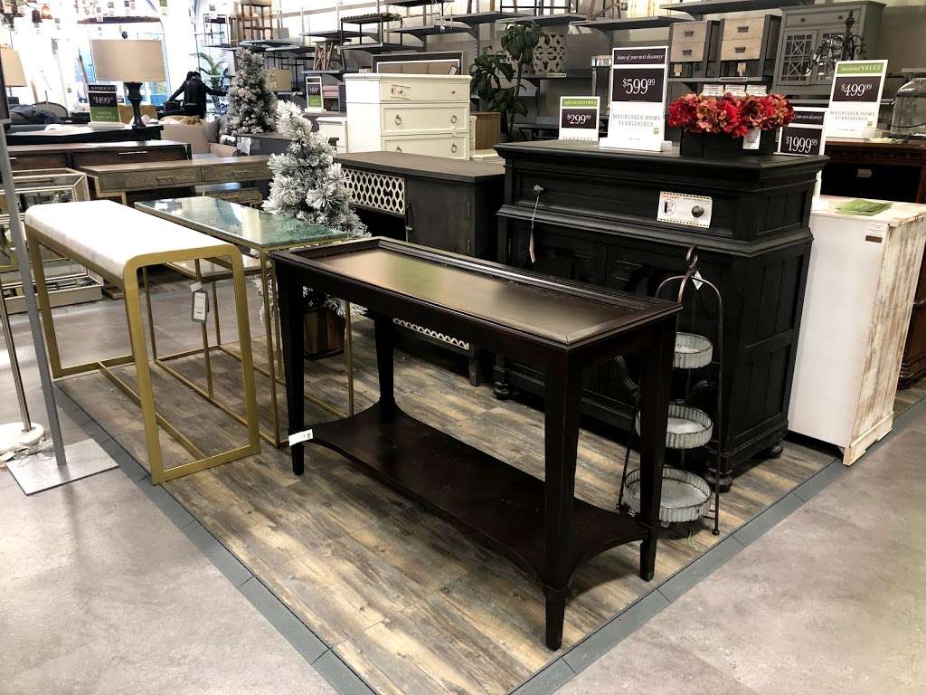 Homesense | 3144 E Main St, Mohegan Lake, NY 10547, USA | Phone: (914) 528-0194