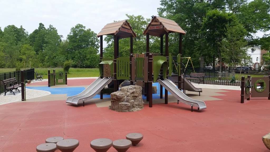 Lenape Playground | Swinnerton St, Staten Island, NY 10307, USA