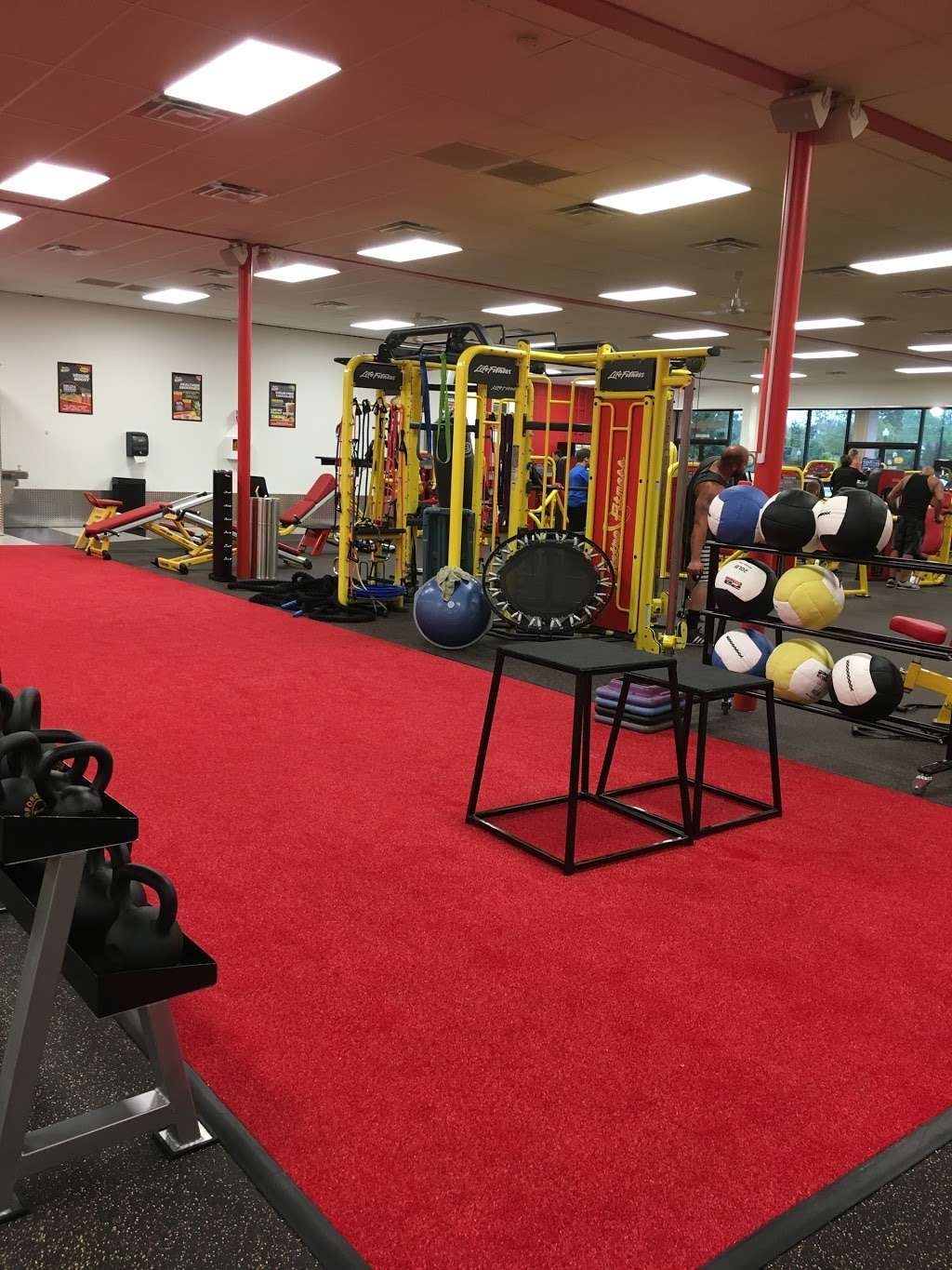 Retro Fitness | 161 E Main St, Tuckerton, NJ 08087, USA | Phone: (609) 879-5254