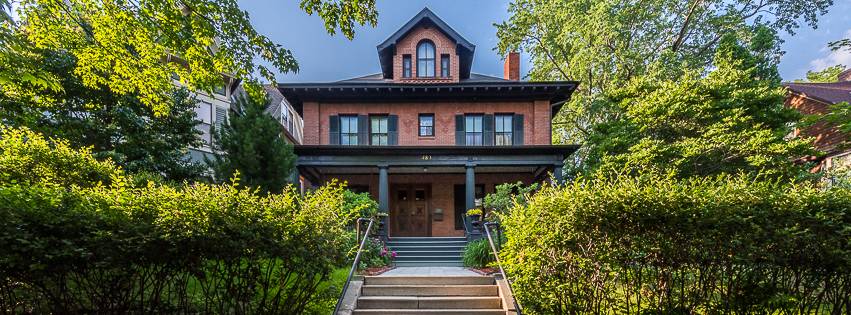 Historic District Bed and Breakfast | 483 Ashland Ave, St Paul, MN 55102, USA | Phone: (763) 360-3717