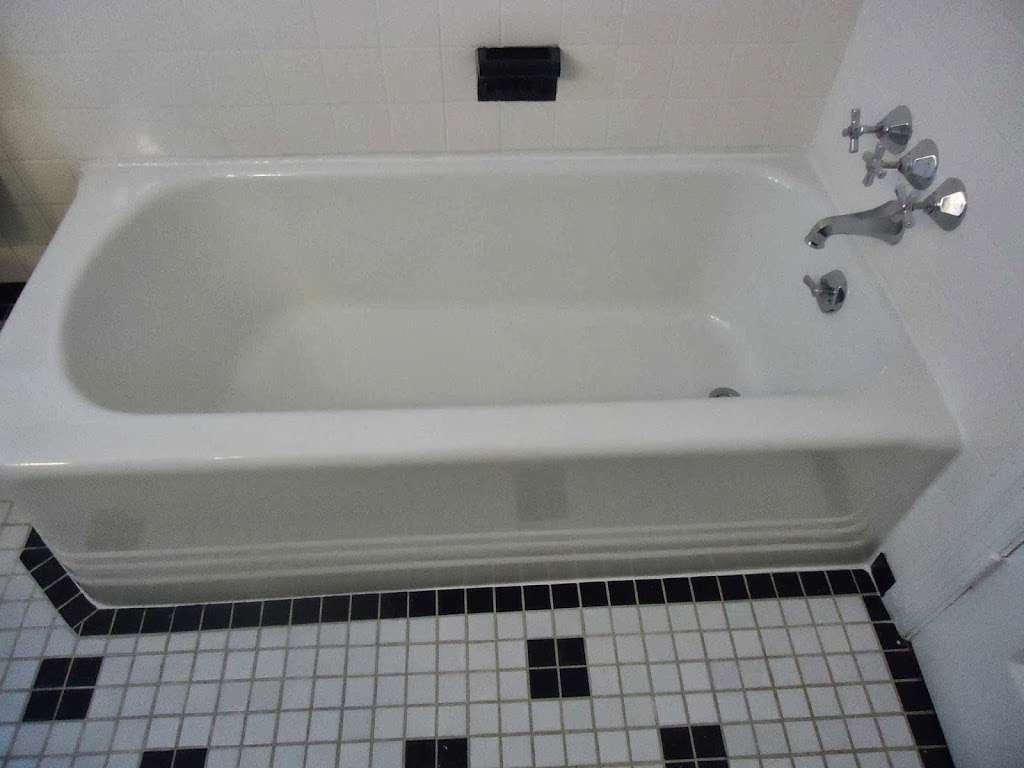 Tubmasters | 12 Lakebridge Dr, Deptford Township, NJ 08096, USA | Phone: (215) 287-3232