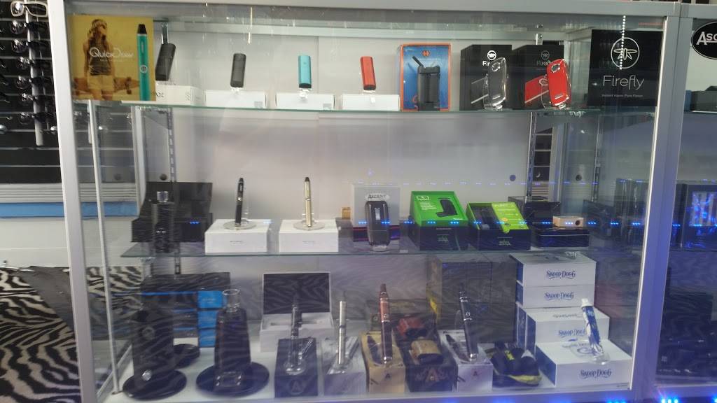 Hurricane Vapes | 2010 Atlantic Ave, Virginia Beach, VA 23451, USA | Phone: (757) 422-1041