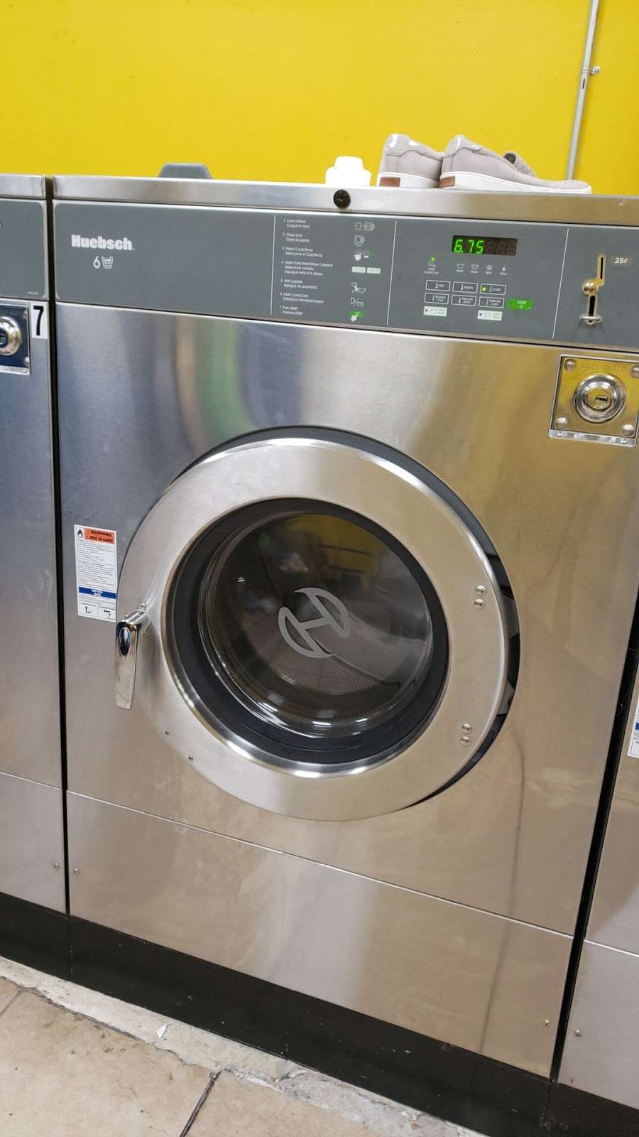 Angels Coin Laundry | 3680 SW 64th Ave, Davie, FL 33314, USA | Phone: (561) 352-3566