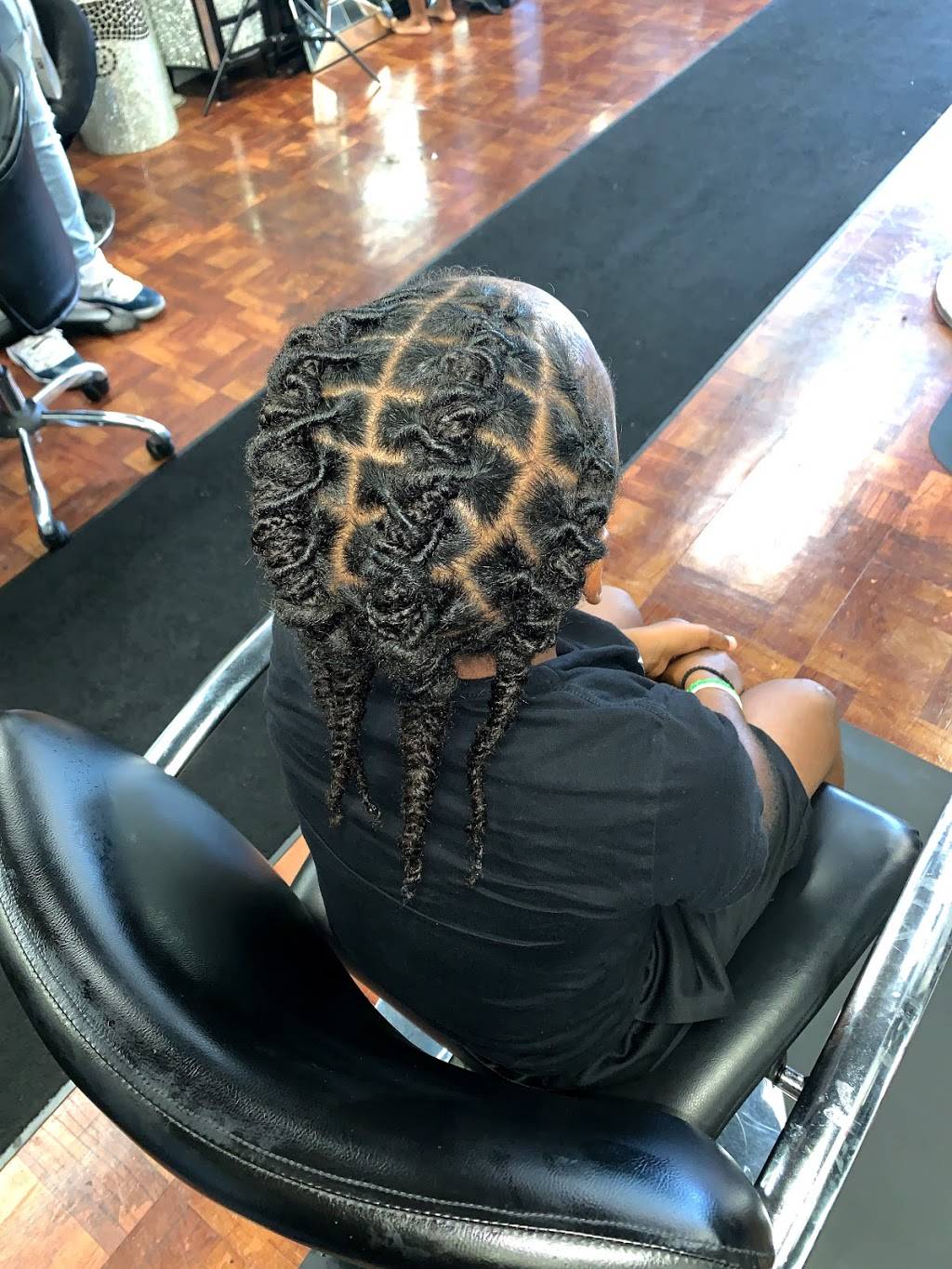 Styles by Tiffany | 5176 Nine Mile Rd, Richmond, VA 23223, USA | Phone: (804) 496-8192