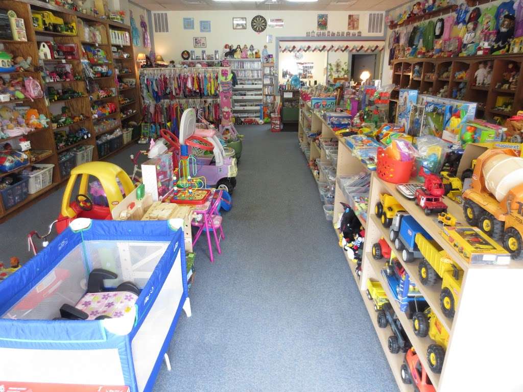 Romney Toy Shop | 11501 US-231, Romney, IN 47981, USA | Phone: (765) 538-2887