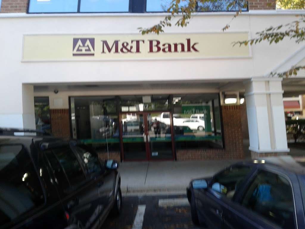 M&T Bank | 7857 Heritage Dr, Annandale, VA 22003, USA | Phone: (703) 941-5900