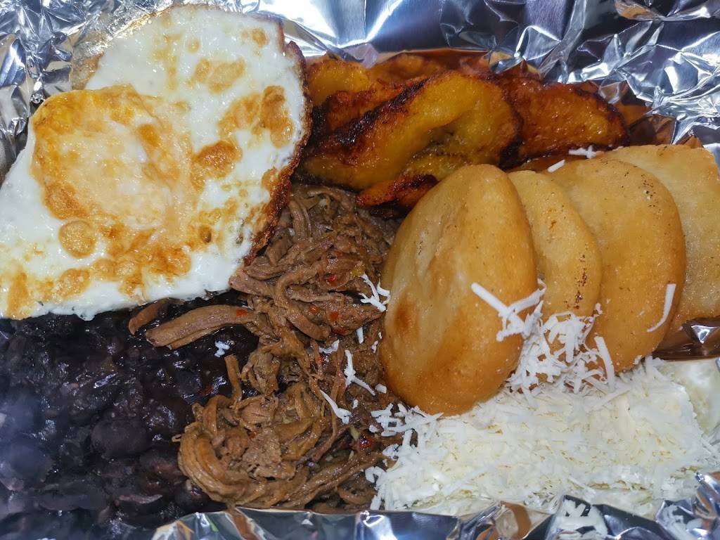 Pabellon Food Trailer | 9743 W Hillsborough Ave, Tampa, FL 33615, USA | Phone: (813) 452-7545