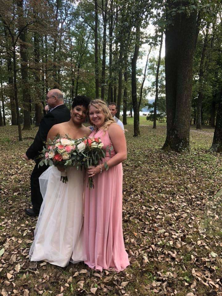 Country Threads Bridal by Gail | 194 Doe Run Rd, Manheim, PA 17545, USA | Phone: (717) 665-3711