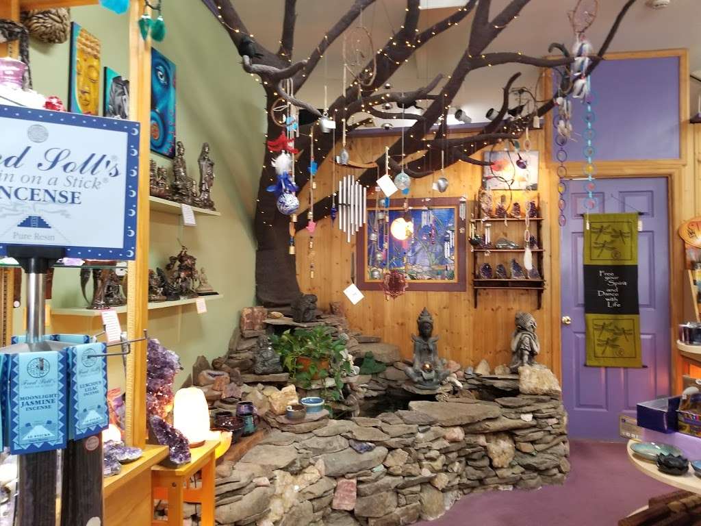 Mountain Mystic Trading Co | 215 South St B, Front Royal, VA 22630, USA | Phone: (540) 635-6318