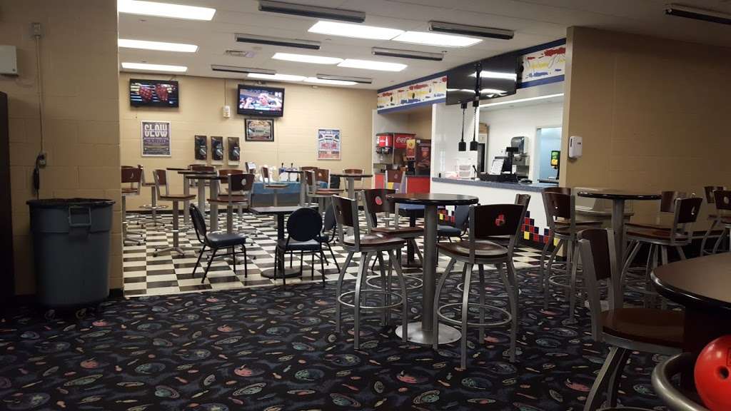 Fort Sam Houston Bowling Center | 2521 Schofield Rd, San Antonio, TX 78234, USA | Phone: (210) 221-4740