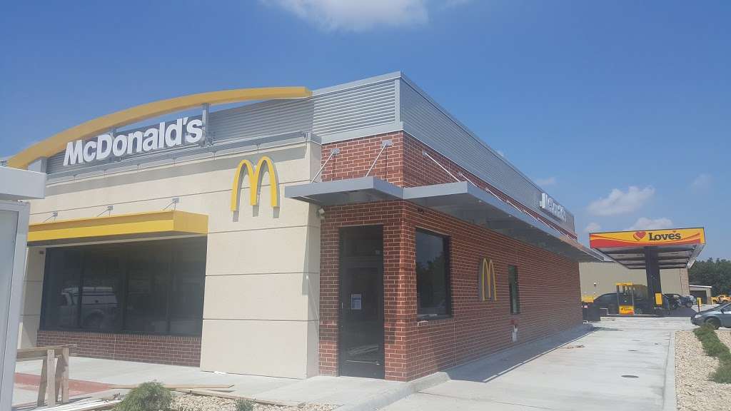 McDonalds | 2615 Brookhart Dr, Harrisonville, MO 64701, USA | Phone: (816) 884-3032