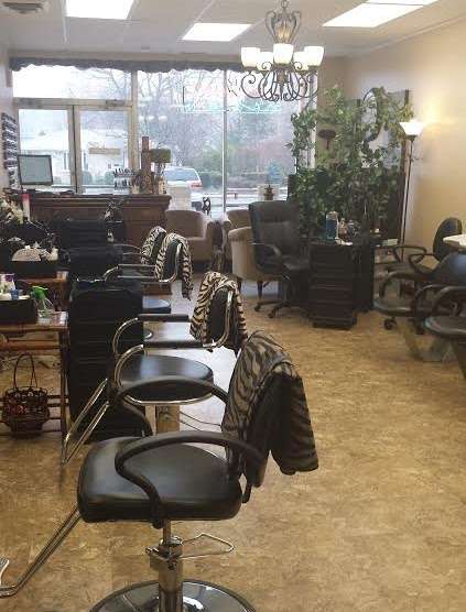 Signature Salon (Smithfield) | 200 Pleasant View Ave, Smithfield, RI 02917, USA | Phone: (401) 231-4455