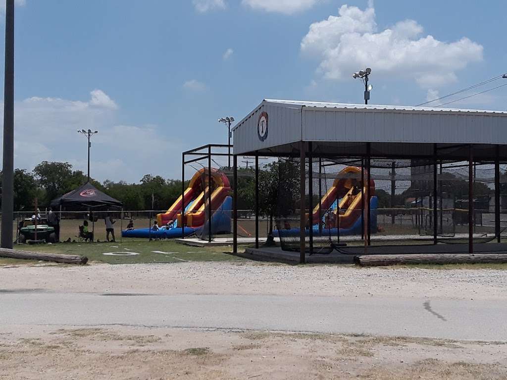 Stinson Park | 900 March Ave, San Antonio, TX 78214, USA | Phone: (210) 207-3053