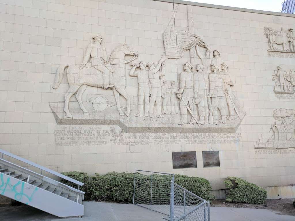 Fort Moore Pioneer Memorial | 451 N Hill St, Los Angeles, CA 90012, USA