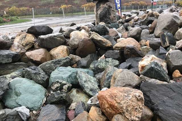 Boulders Rock Long Island, Retaining Walls Suffolk Nassau NY | 2 Old Northport Rd, Kings Park, NY 11754, USA | Phone: (631) 544-1038