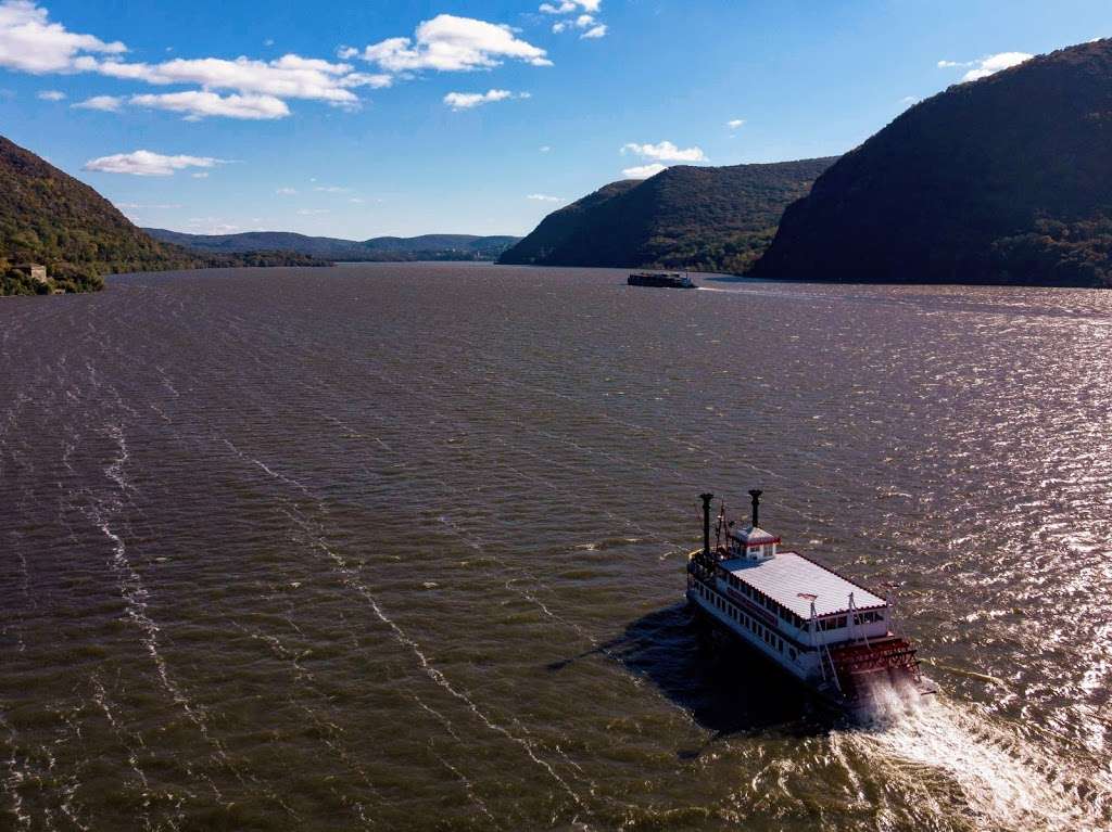 River Rose Cruises | 70 Front St, Newburgh, NY 12550, USA | Phone: (845) 562-1067