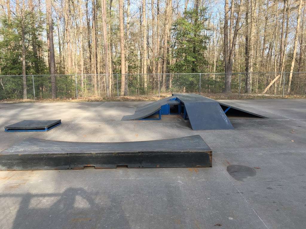 Caroline County Skate Park | County Park Drive, Ruther Glen, VA 22546, USA