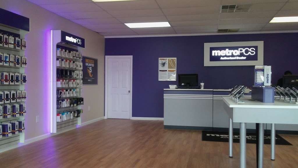 Metro by T-Mobile | 1121B Hwy 9 Bypass W #3, Lancaster, SC 29720, USA | Phone: (888) 863-8768