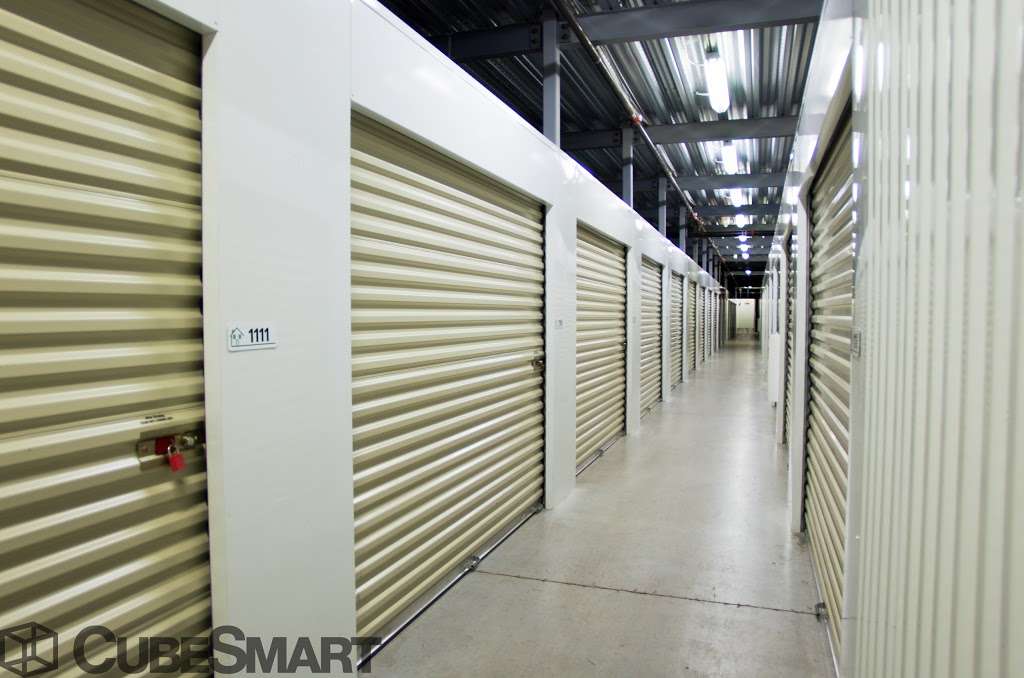 CubeSmart Self Storage | 10425 S John Young Pkwy, Orlando, FL 32837, USA | Phone: (407) 515-2696