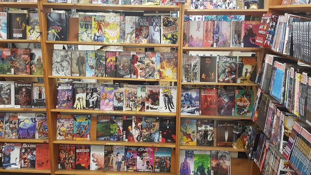 Coastside Comics | 116 W Manor Dr D, Pacifica, CA 94044, USA | Phone: (650) 359-1127