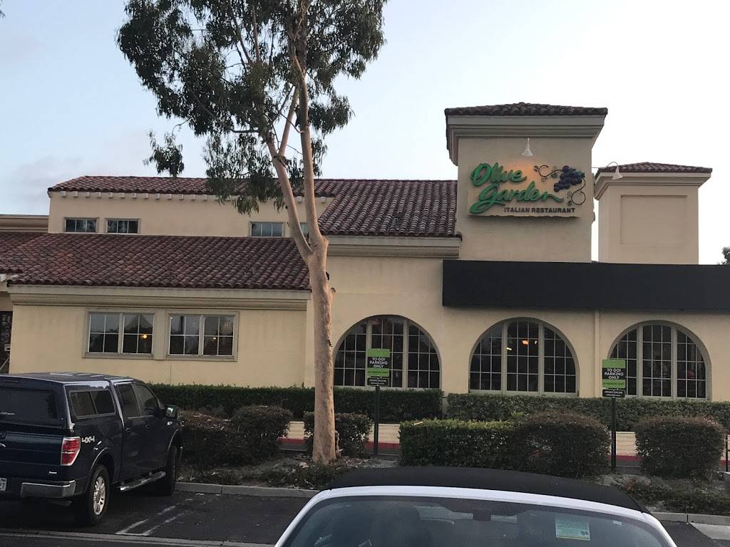 Olive Garden Italian Restaurant | 24256 El Toro Rd # 1, Laguna Hills, CA 92637, USA | Phone: (949) 583-1020