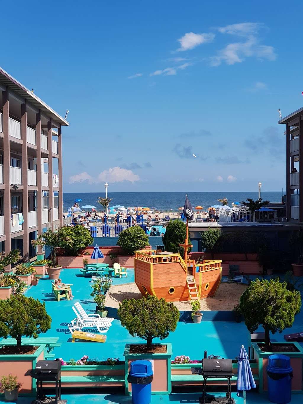 Flagship Oceanfront Hotel | 2600 N Baltimore Ave, Ocean City, MD 21842, USA | Phone: (800) 837-3585