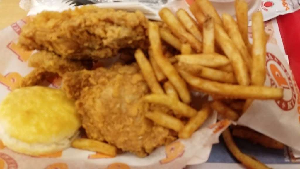 Popeyes Louisiana Kitchen | 1860 N Perris Blvd, Perris, CA 92571, USA | Phone: (951) 490-0475