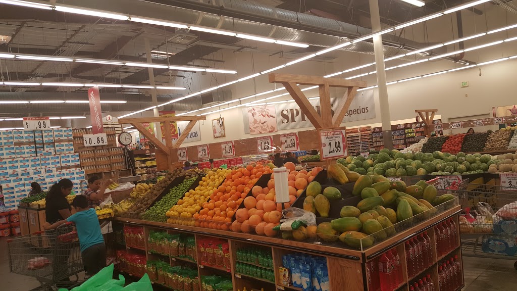 Superior Grocers | 2401 Saviers Rd, Oxnard, CA 93033, USA | Phone: (805) 204-3115