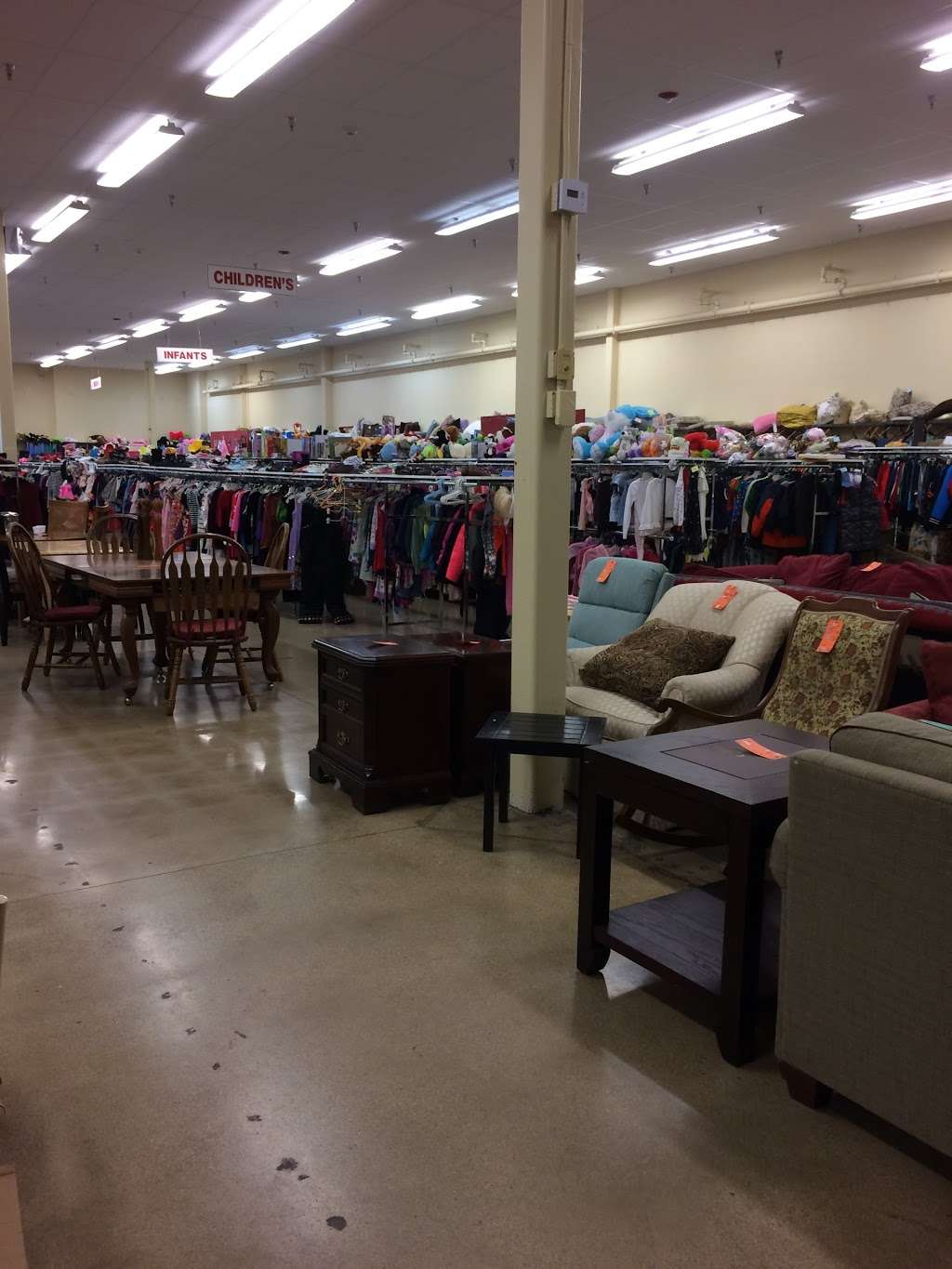 The Salvation Army Family Store & Donation Center | 7511 Lemont Rd #180, Darien, IL 60561, USA | Phone: (800) 728-7825