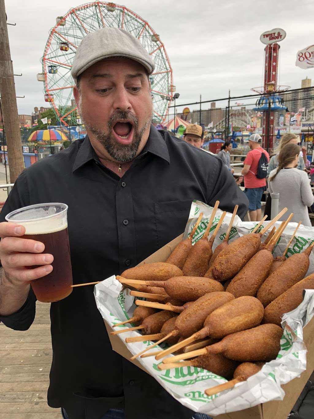 Nathans Famous | 1205 Riegelmann Boardwalk, Brooklyn, NY 11224, USA | Phone: (718) 975-1905