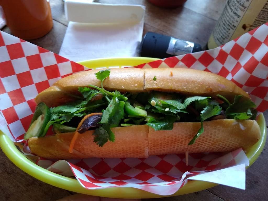 World of Noodle & Banh Mi | 3234 22nd St, San Francisco, CA 94110, USA | Phone: (415) 829-7723