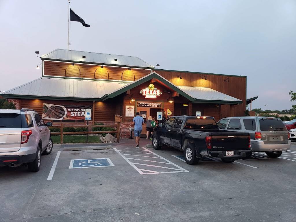 Texas Roadhouse | 3231 S 24th St, Council Bluffs, IA 51503, USA | Phone: (712) 366-1068