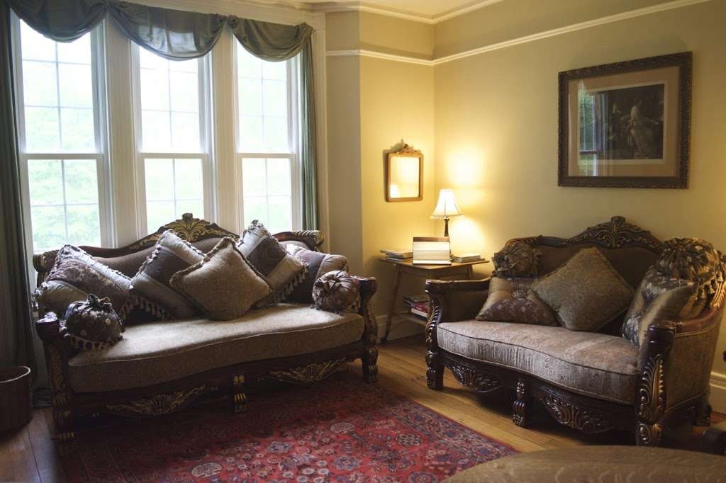 Pawling House Bed & Breakfast | 105 W Main St, Pawling, NY 12564, USA | Phone: (845) 855-3851