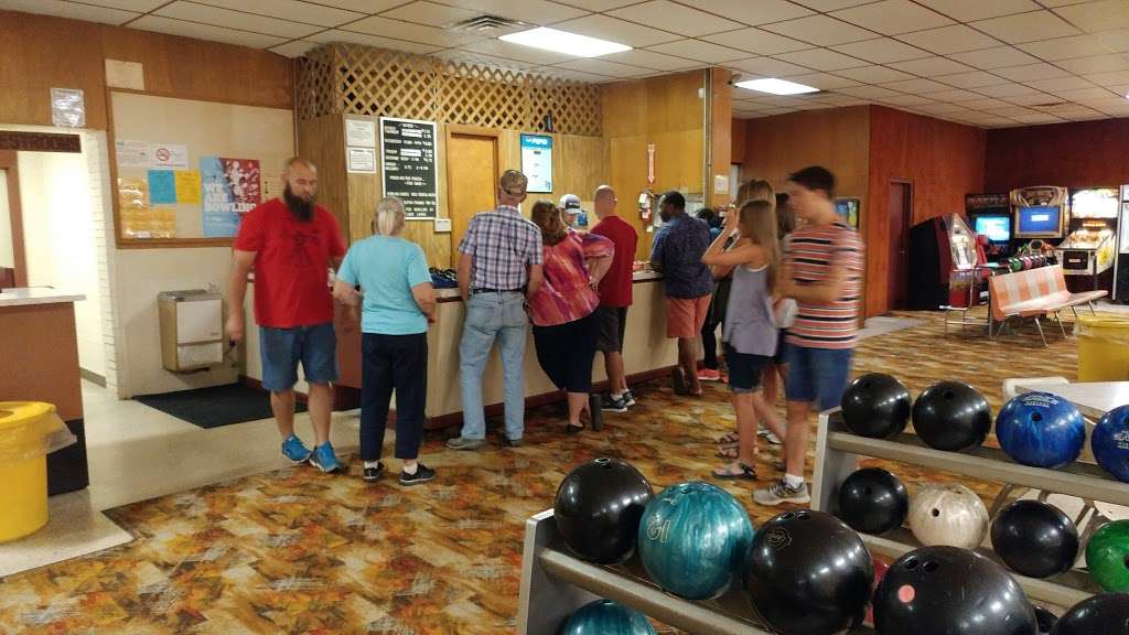 Fryes Lake Lanes | 2800 Poplar Tent Rd, Concord, NC 28027, USA | Phone: (704) 782-5952