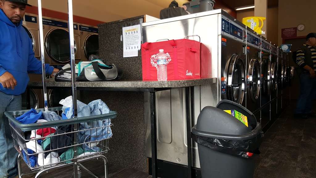 Paradise Laundromat | 982 Lincoln Ave, Napa, CA 94558, USA | Phone: (707) 266-1434