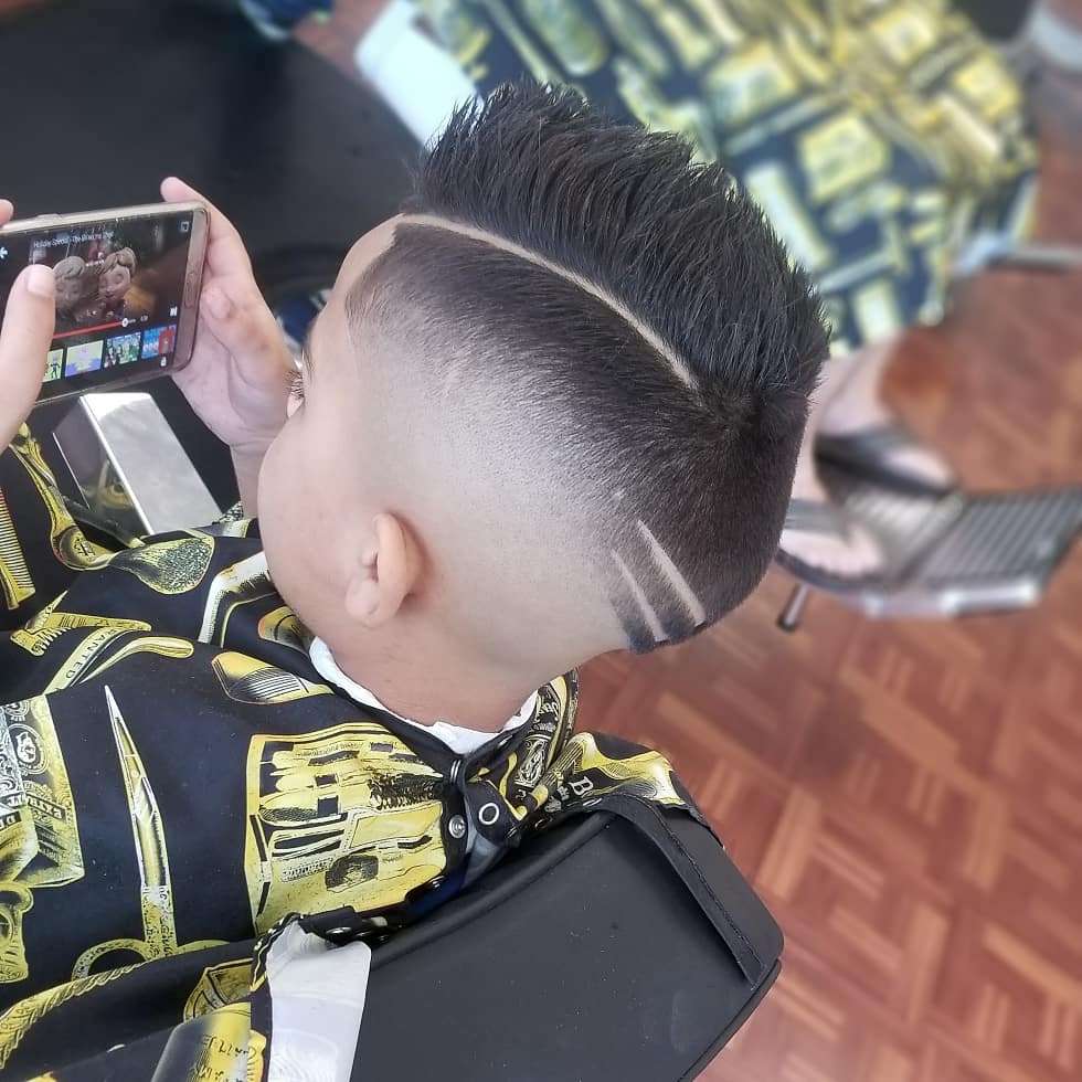 Fire Styles Barbershop LLC | 2082 E Edgewood Dr, Lakeland, FL 33803, USA | Phone: (863) 940-3515