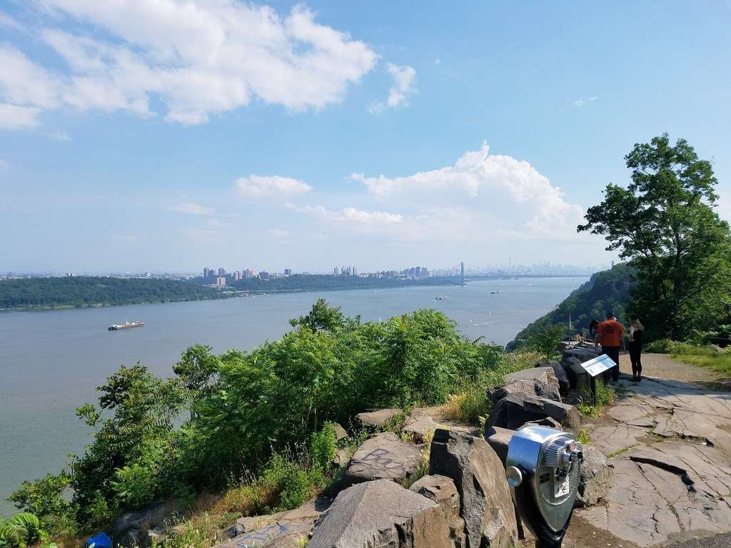 Rockefeller lookout | Englewood Cliffs, NJ 07632, USA