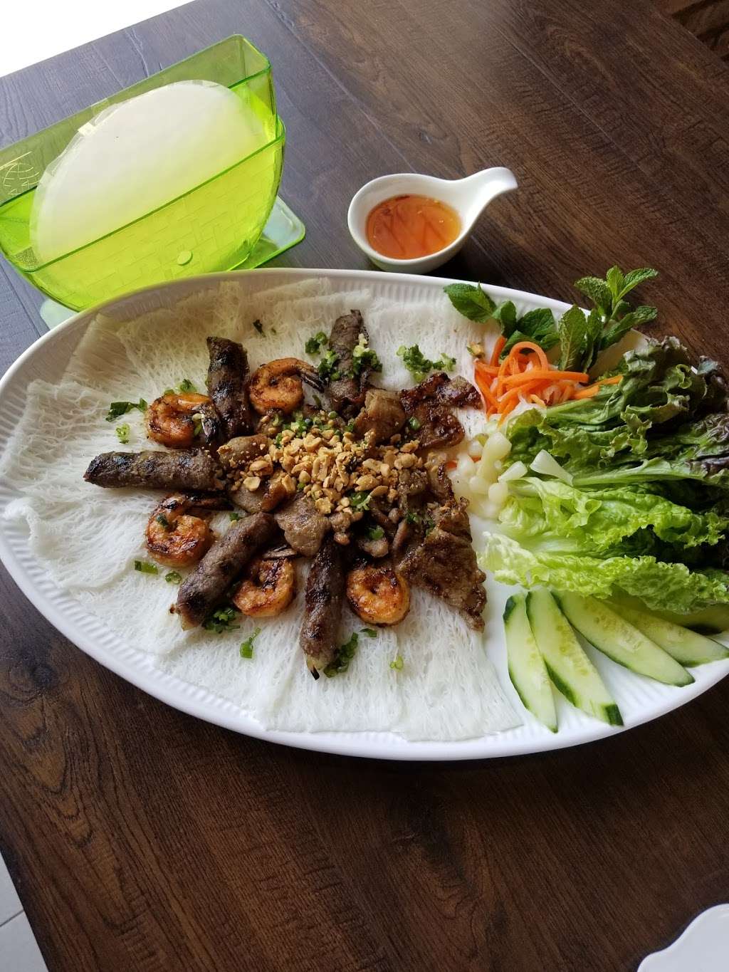 Pho 60 | 1001 60th St, Brooklyn, NY 11219, USA | Phone: (718) 885-7722