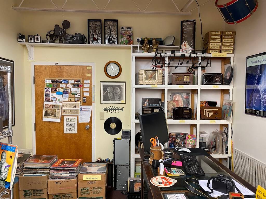 Vintage Audio Exchange | 702 W Main St STE F, Jamestown, NC 27282, USA | Phone: (336) 848-5330