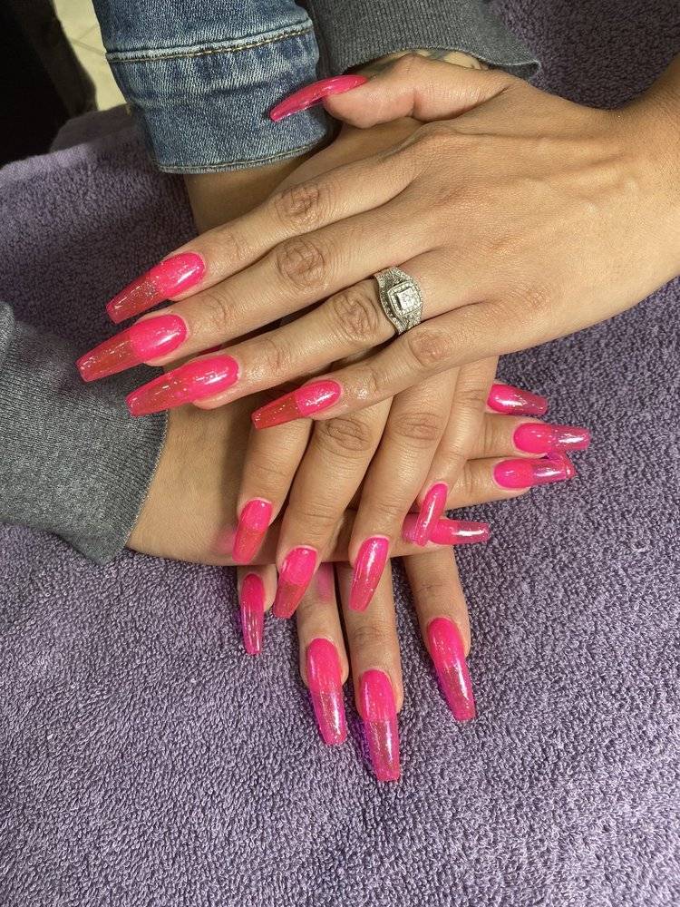 Signature Nails and Spa | 3740 Iowa Ave #107, Riverside, CA 92507, USA | Phone: (951) 783-9933